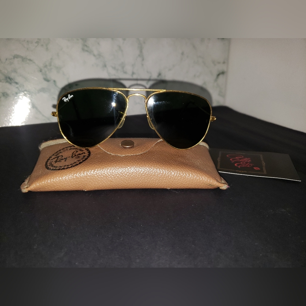 Ray-Ban Gold and Black Aviator Sunglasses - Picture 3 of 15